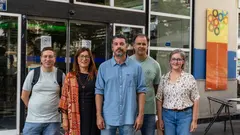 Mon Fern&aacute;ndez tras a reuni&oacute;n coas operadoras do mercado