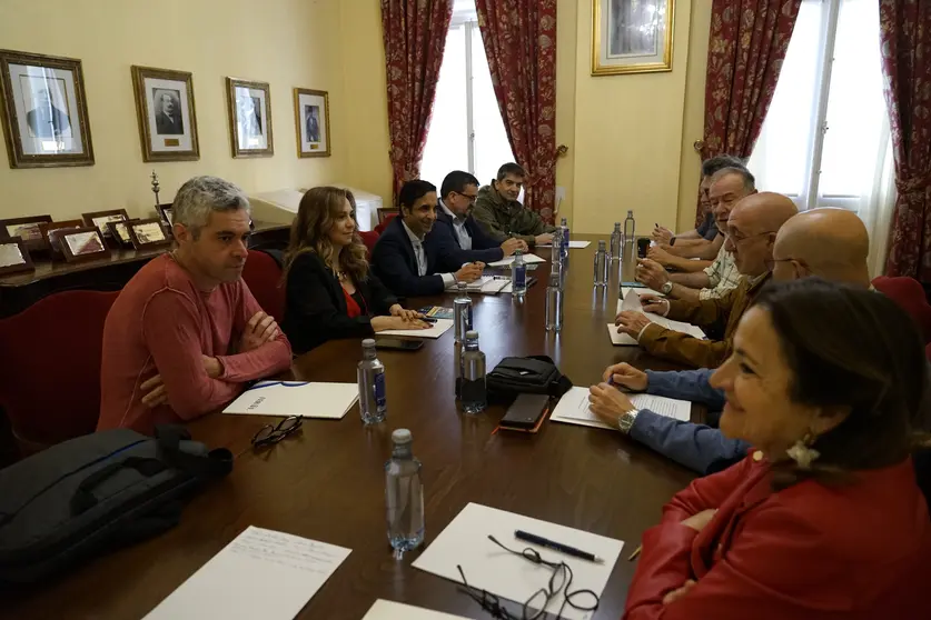 Reuni&oacute;n Foro cidad&aacute;n polo ferrocarril