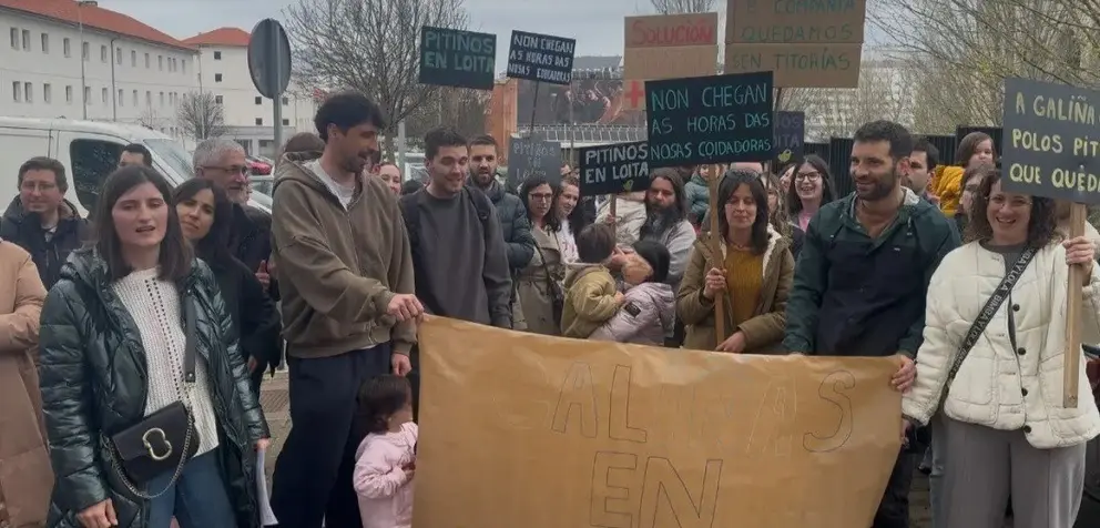 mobilizaci&oacute;n na Gali&ntilde;a Azul de Esteiro