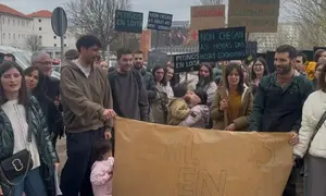 mobilizaci&oacute;n na Gali&ntilde;a Azul de Esteiro