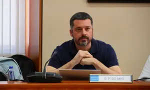 Mon Fern&aacute;ndez