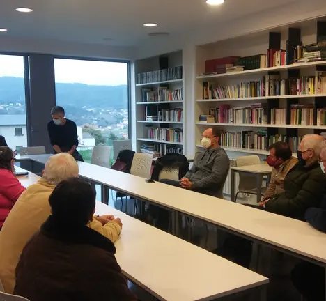 reuni&oacute;n con entidades veci&ntilde;ais